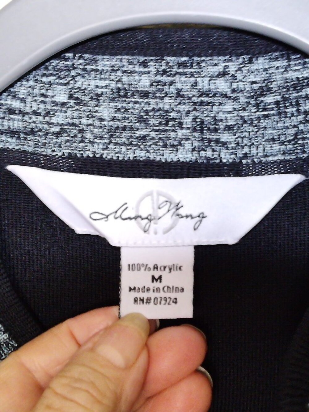 Ming Wang size medium 100% acrylic long sleeve blue-needs zipper pull*-Jacket